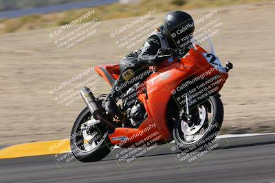 media/Nov-05-2022-SoCal Trackdays (Sat) [[f8d9b725ab]]/Turns 9 and 8 (1050am/